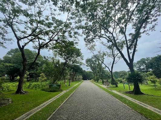 Rot Fai Park