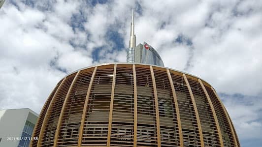 Piazza Gae Aulenti photo 4