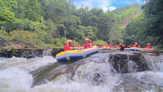 Hoa Phu Thanh Tourist Area