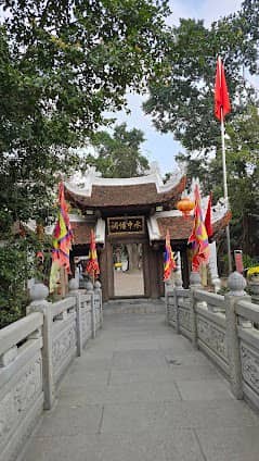 Ngoc Son Temple photo 4
