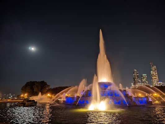 Clarence F. Buckingham Memorial Fountain photo 4