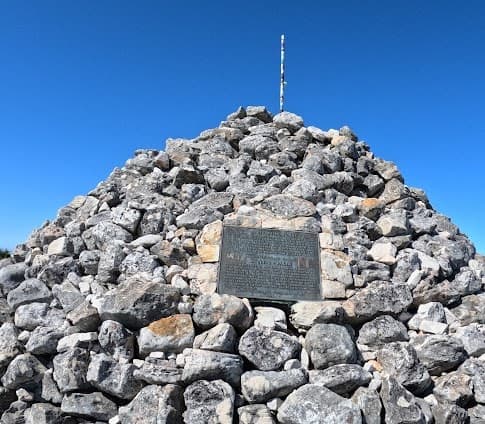 Maclear's Beacon