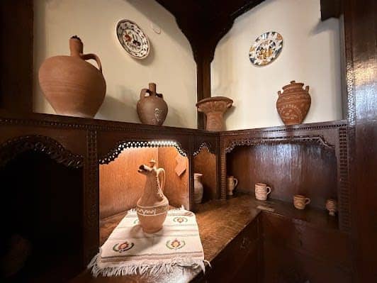 Museum of Popular Art and Tradition Angeliki Hatzimichali photo 4