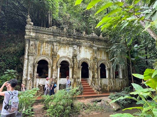 Wat Pha Lat photo 4