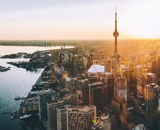 12-day itinerary in Toronto & Vancouver, Canada focusing on Top attractions and Nature and outdoor and For kids - 12 days travel itinerary in Toronto, ON, Canada featuring Iconic Landmark and Museum