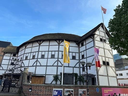 Shakespeare's Globe photo 2