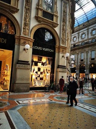 Galleria Vittorio Emanuele II photo 4