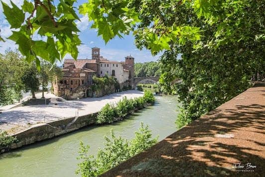 Tiber Island photo 2