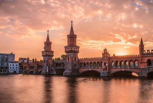 Berlin & Frankfurt, Germany 8-day travel plan covering Top attractions and Shopping itinerary cover