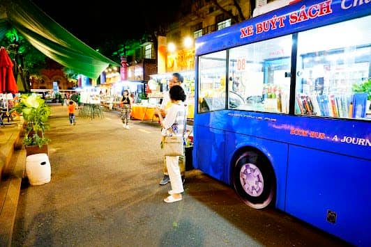 Ho Chi Minh City Book Street photo 5