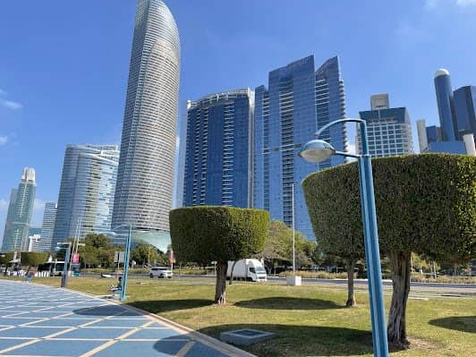 Abu Dhabi Corniche photo 4