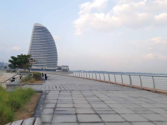 Aldar headquarters building photo 2