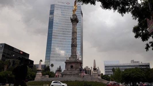 The Angel of Independence photo 2