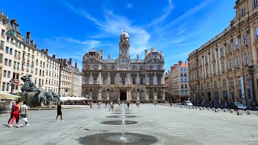 Place des Terreaux photo 5