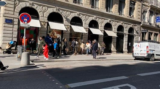 Louis Vuitton Lyon