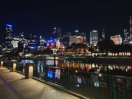 Southbank Promenade photo 2