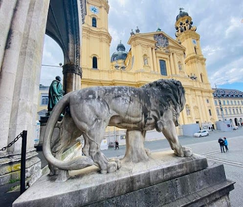 Complete 14-day guide to Munich & Frankfurt, Germany with Top attractions and Shopping