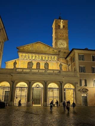 Basilica of Santa Maria in Trastevere photo 6