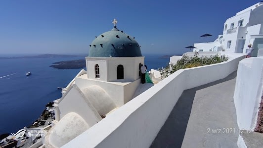 4-day itinerary in Santorini, Greece focusing on Top attractions and Shopping
