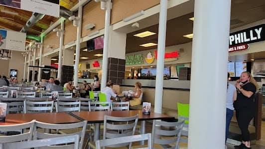 Las Vegas North Premium Outlets photo 3