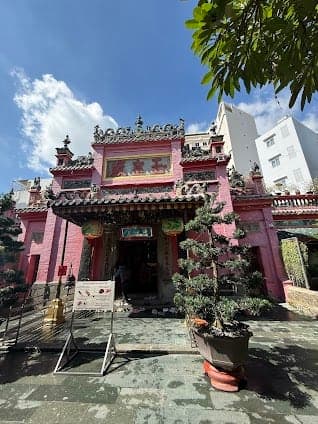 Jade Emperor Pagoda