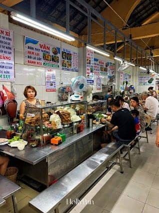 Con Market photo 7