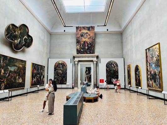 Gallerie dell'Accademia photo 3