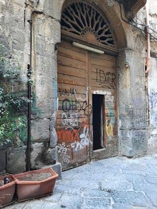 Via Santa Chiara photo 3