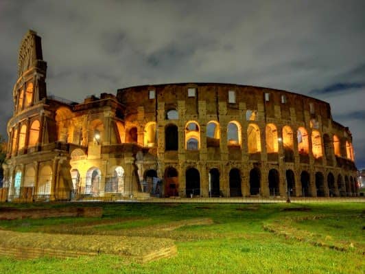 Colosseum photo 2