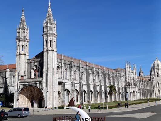 Jerónimos Monastery photo 3