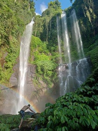 Lemukih Waterfalls