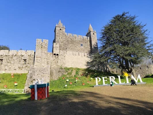 Castle of Santa Maria da Feira photo 2