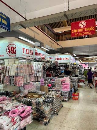 Binh Tay Market photo 6