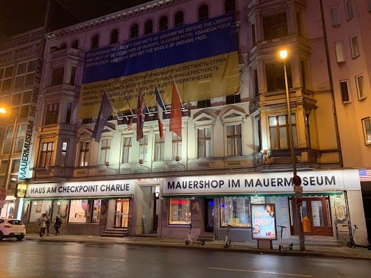 Wall Museum - Checkpoint Charlie
