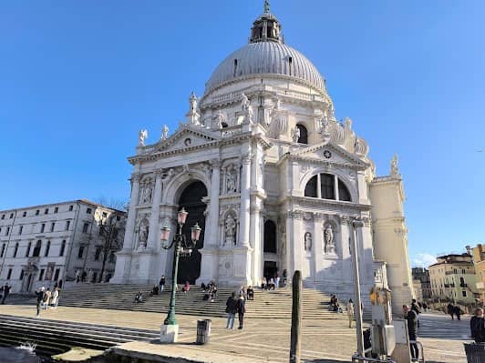 Basilica Santa Maria della Salute photo 6