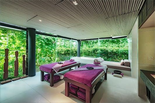 Pure Spa - Yoga Spa Wellness