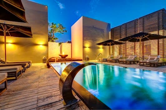 NIZUC Resort & Spa
