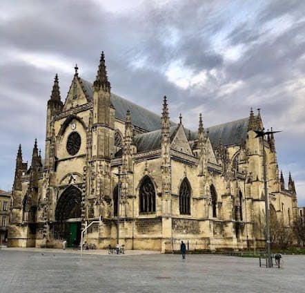 Basilique Saint-Michel photo 2