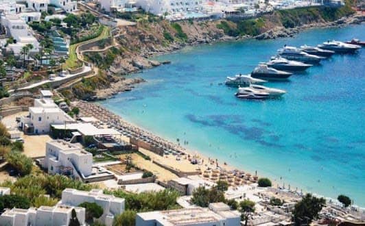Psarou beach photo 4