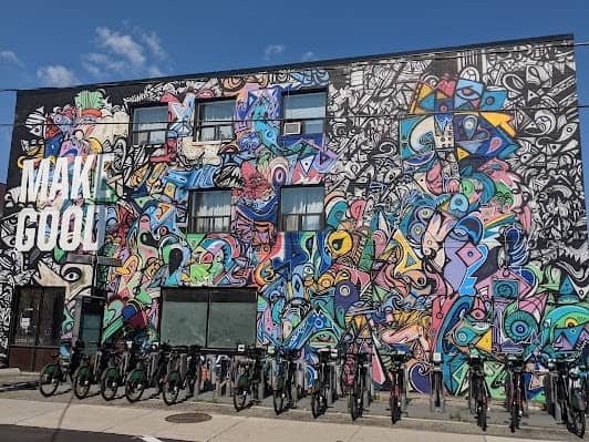 Bloor Street West photo 4