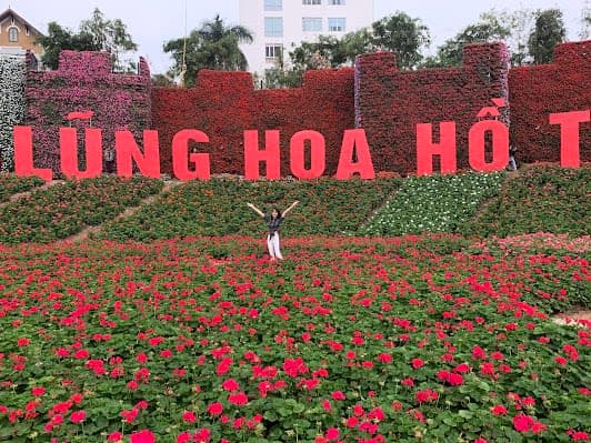 Thung lũng hoa hồ Tây