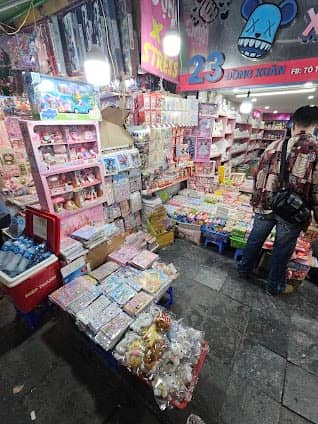 Night market photo 4