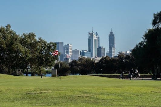 Maylands Peninsula Public Golf Course