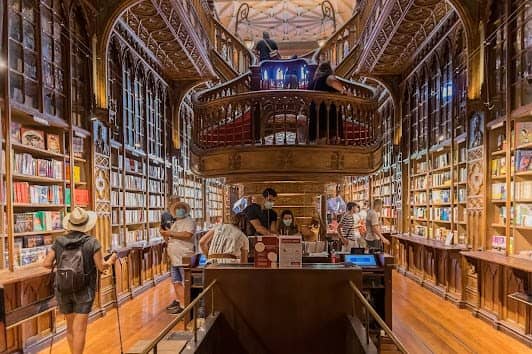 Livraria Lello photo 4