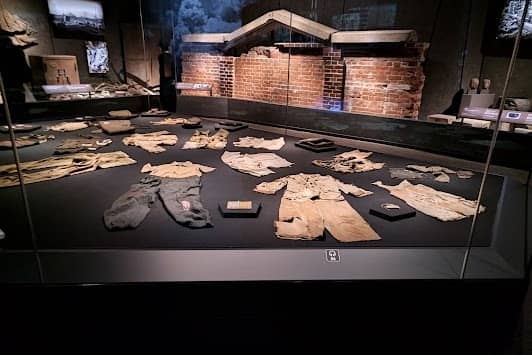Hiroshima Peace Memorial Museum photo 7