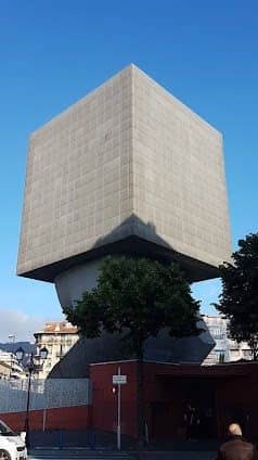 Tête carrée photo 4