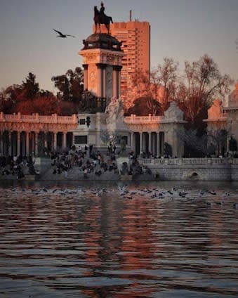 9-day itinerary in Madrid, Spain focusing on Top attractions and Hidden Gems and For kids itinerary cover