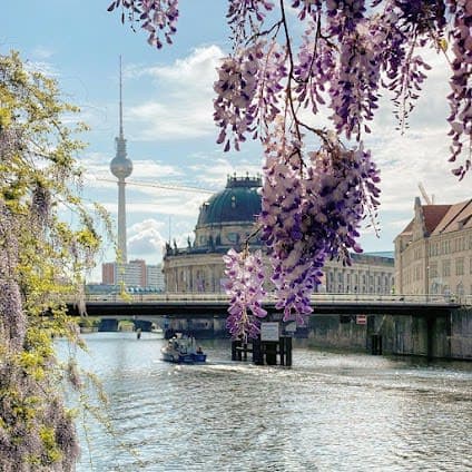 16 days in Berlin & Munich & Frankfurt, Germany : itinerary with Top attractions and For kids itinerary cover