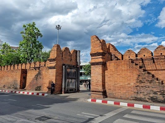 Tha Phae Gate