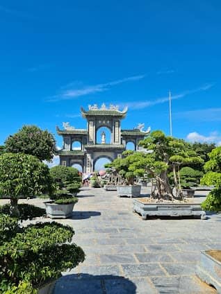 Chùa Linh Ứng photo 7
